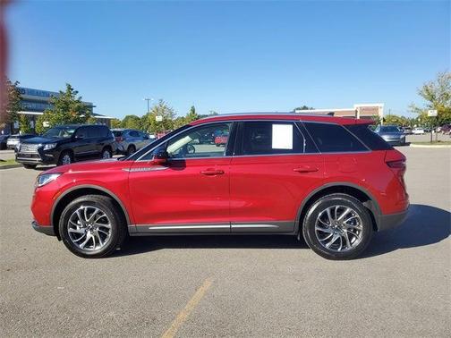 2022 Lincoln Corsair Standard