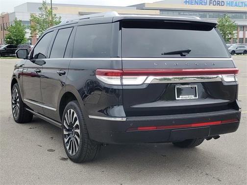 2022 Lincoln Navigator Black Label