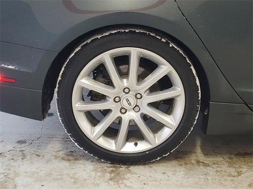 2016 Lincoln MKZ Base