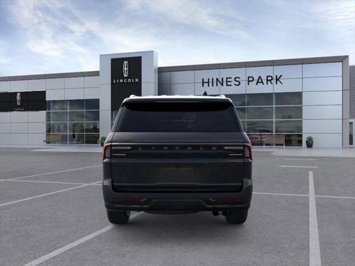 2025 Lincoln Navigator Black Label