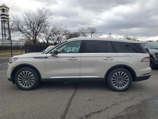 2023 Lincoln Aviator Reserve AWD