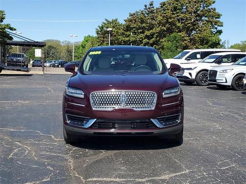 2020 Lincoln Nautilus Reserve