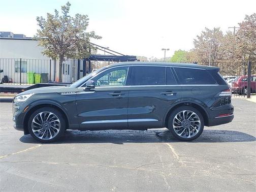 2022 Lincoln Aviator Reserve AWD