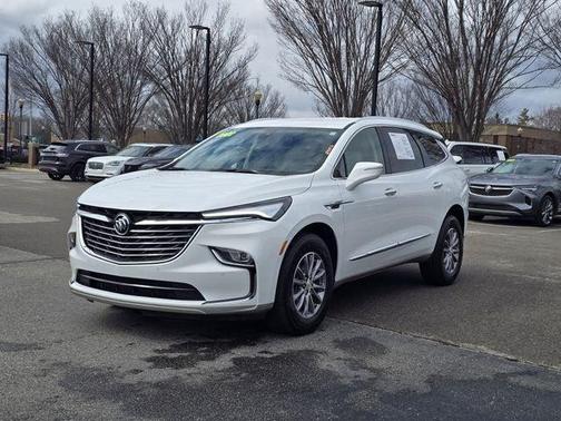 2022 Buick Enclave AWD Essence
