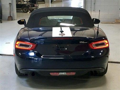 2019 FIAT 124 Spider Base