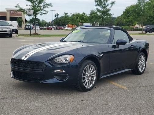 2019 FIAT 124 Spider Base