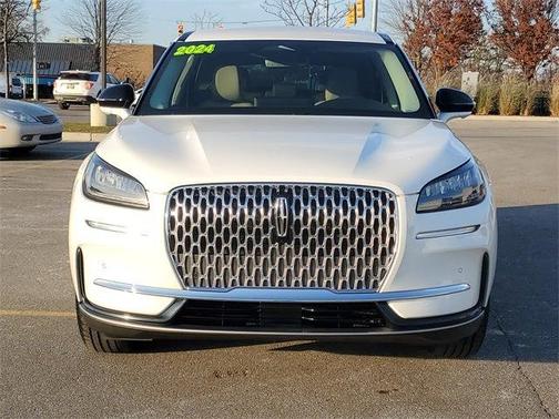 2024 Lincoln Corsair Premiere