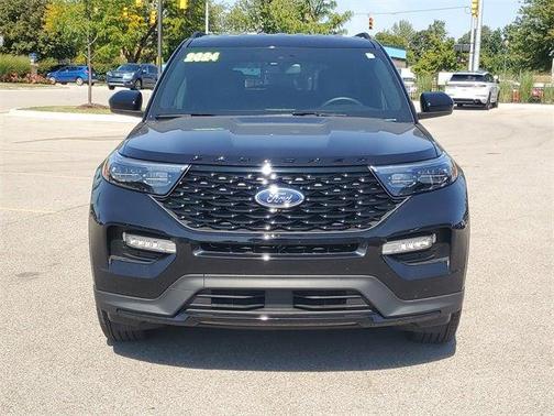 2024 Ford Explorer ST-Line