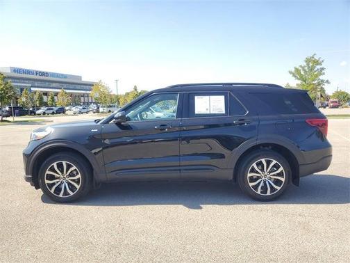 2024 Ford Explorer ST-Line