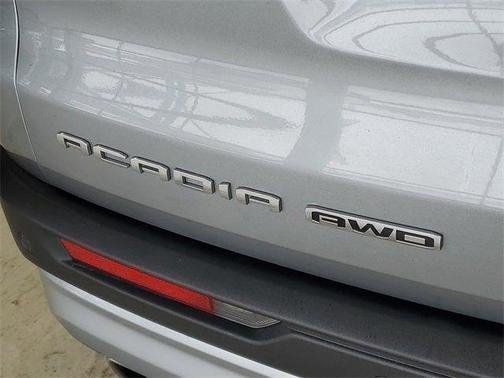 2024 GMC Acadia AWD Elevation