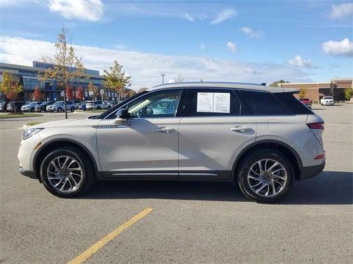 2022 Lincoln Corsair Standard