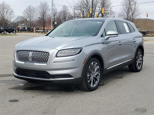 2022 Lincoln Nautilus Reserve