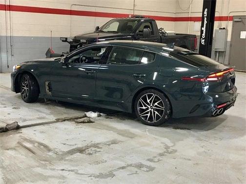 2023 Kia Stinger GT-Line
