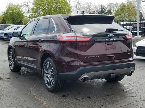 2023 Ford Edge Titanium