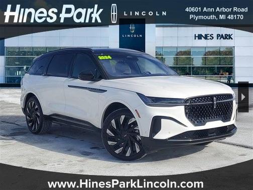 2024 Lincoln Nautilus Reserve