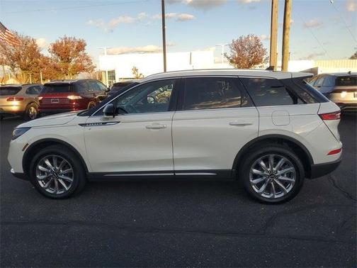 2022 Lincoln Corsair Standard