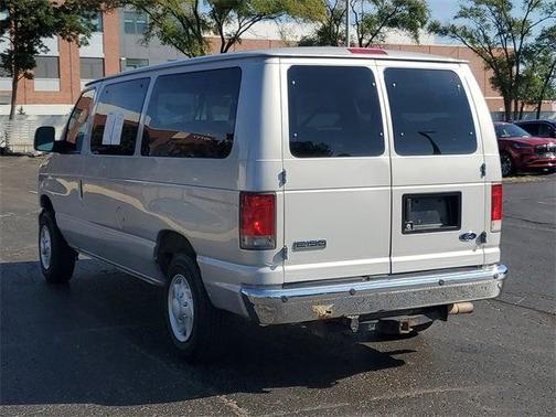 2008 Ford E150 Base