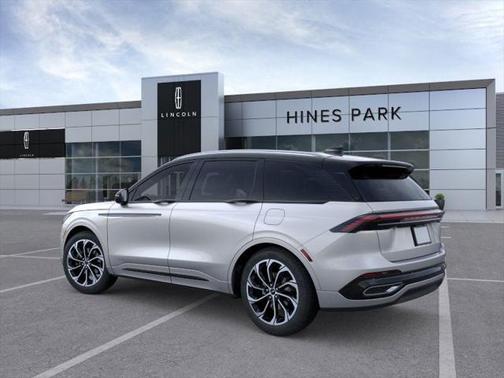 2025 Lincoln Nautilus Reserve