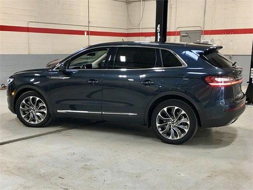 2022 Lincoln Nautilus Reserve