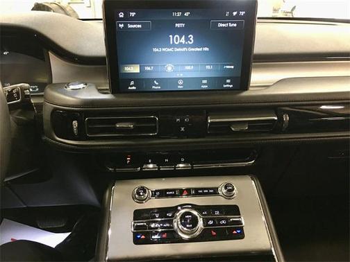2022 Lincoln Aviator Standard AWD