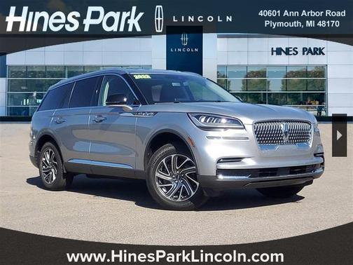 2022 Lincoln Aviator Standard AWD
