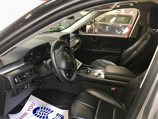 2022 Lincoln Aviator Standard AWD