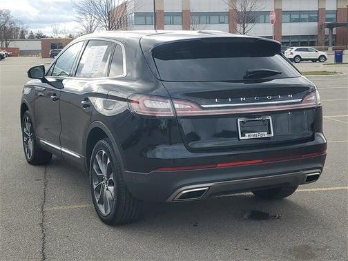 2022 Lincoln Nautilus Reserve