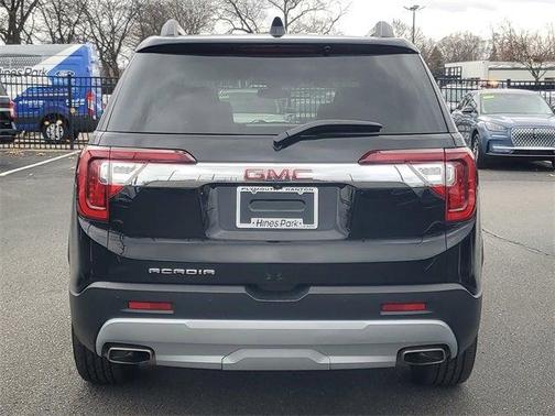 2022 GMC Acadia SLT