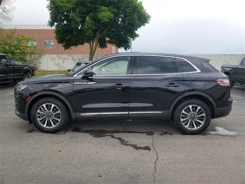 2023 Lincoln Nautilus Standard
