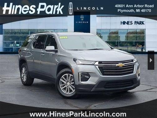 2023 Chevrolet Traverse LT Cloth