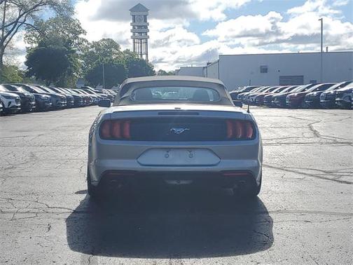2022 Ford Mustang EcoBoost Premium