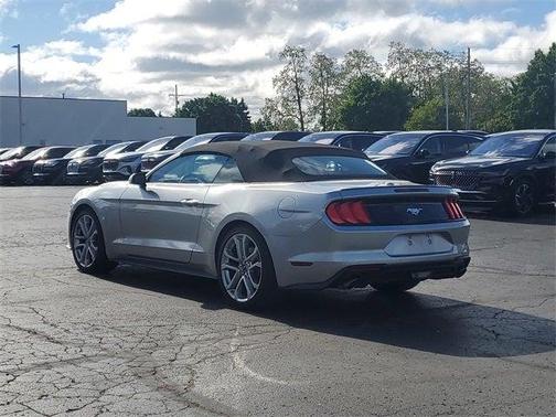2022 Ford Mustang EcoBoost Premium