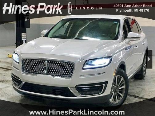 2019 Lincoln Nautilus Select