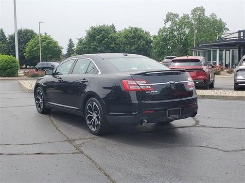 2018 Ford Taurus SHO