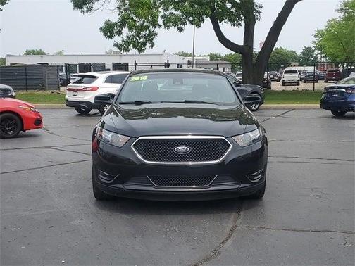 2018 Ford Taurus SHO