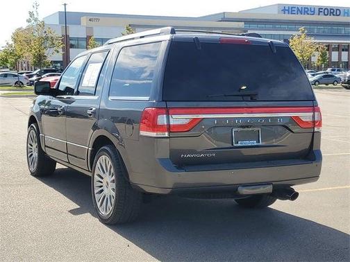2017 Lincoln Navigator Select