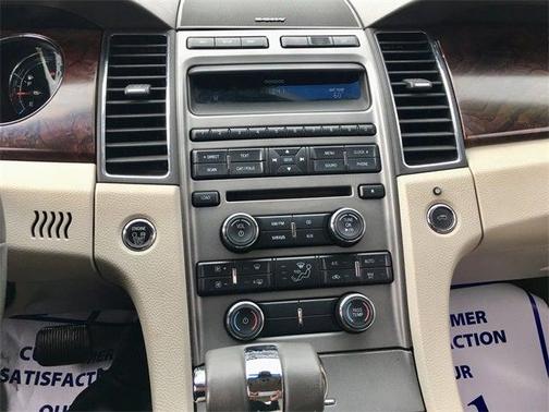 2011 Ford Taurus SEL