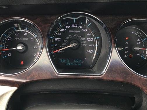 2011 Ford Taurus SEL