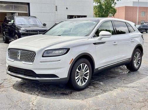 2022 Lincoln Nautilus Reserve