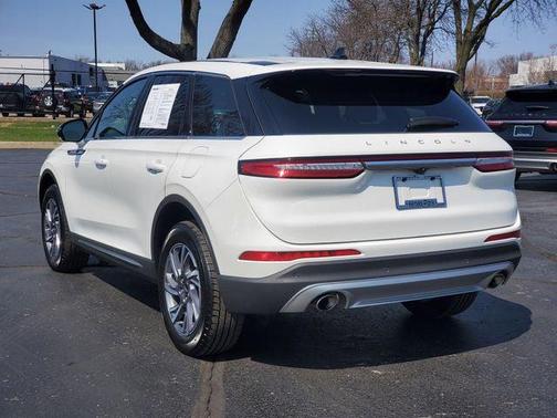 2023 Lincoln Corsair Standard