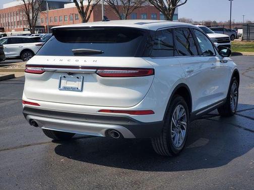 2023 Lincoln Corsair Standard