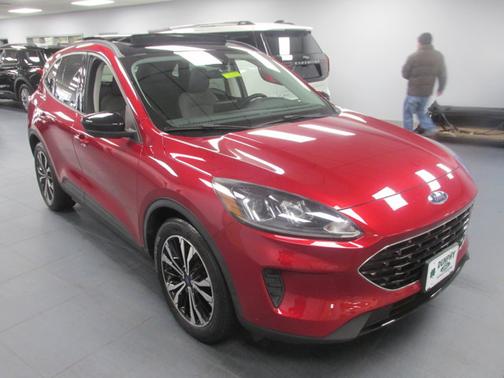 2021 Ford Escape SE