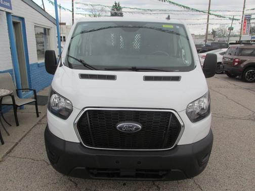 2023 Ford Transit-250