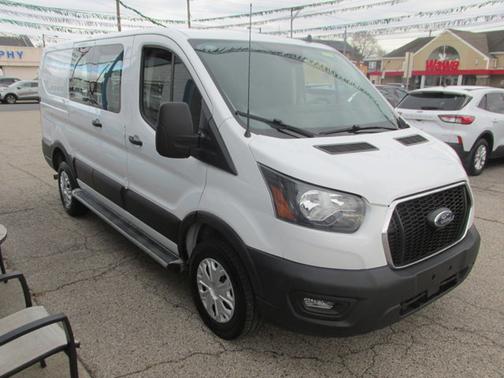 2023 Ford Transit-250