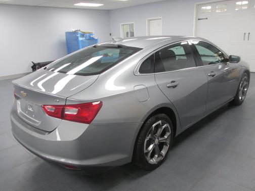 Sterling Gray Metallic 2024 Chevrolet Malibu LT W/1LT
