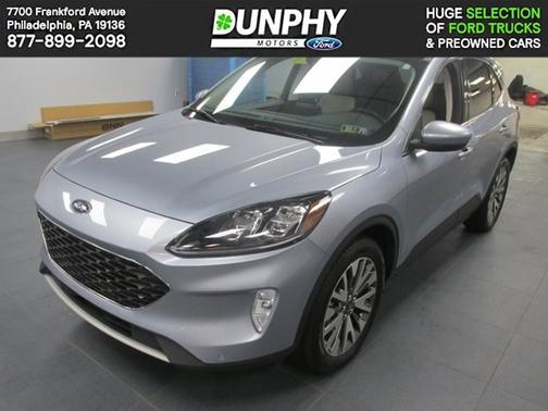 2022 Ford Escape TITANIUM