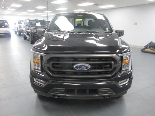 AGATE BLACK METALLIC 2023 Ford F-150 XLT