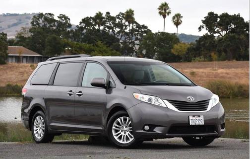 2013 Toyota Sienna XLE