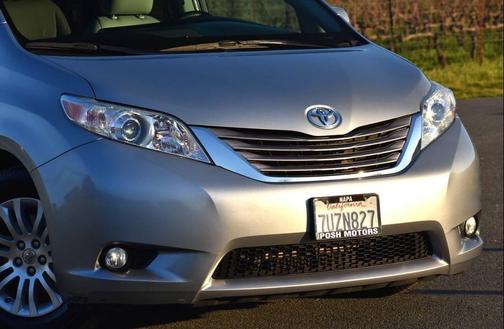 2016 Toyota Sienna XLE Premium