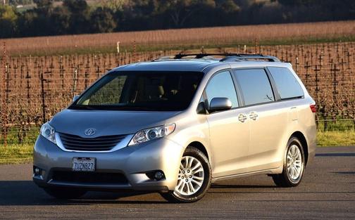 2016 Toyota Sienna XLE Premium